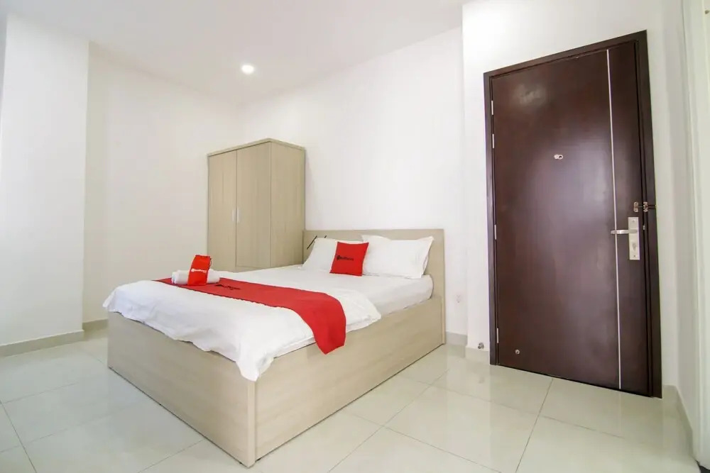 Reddoorz Near Quan Khu 7 Stadium