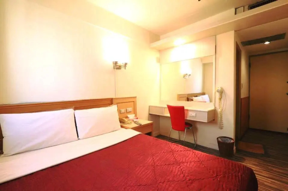 Lo Fo Hotel