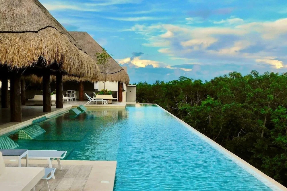 1 Br Apartment W-jungle View - Top Lx Amenities