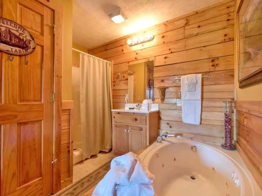 Breathtaking View 1 Bedroom Home with Hot Tub
