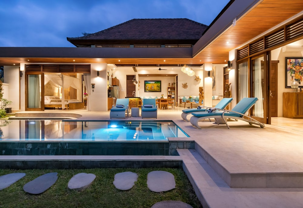Villa Liang by Villa Finder