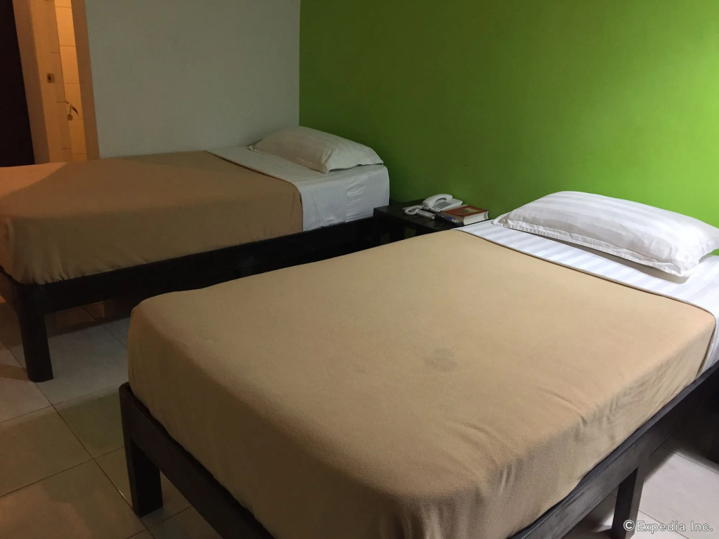 Negrense Suites