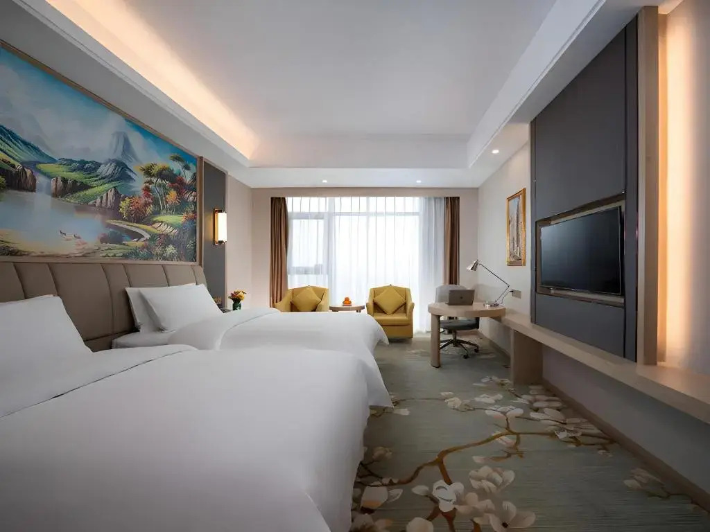 Vienna International Hotel (Chengdu Happy Valley, Dongzikou Metro Station)
