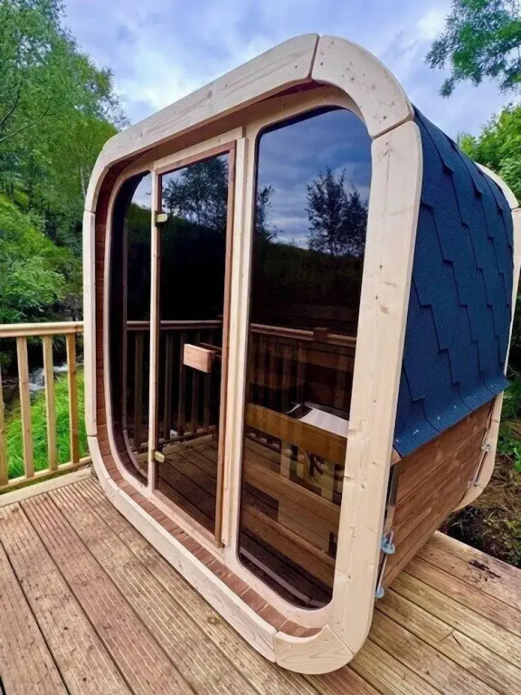 60 Mile Inn - Luxury Pods with Hot Tubs