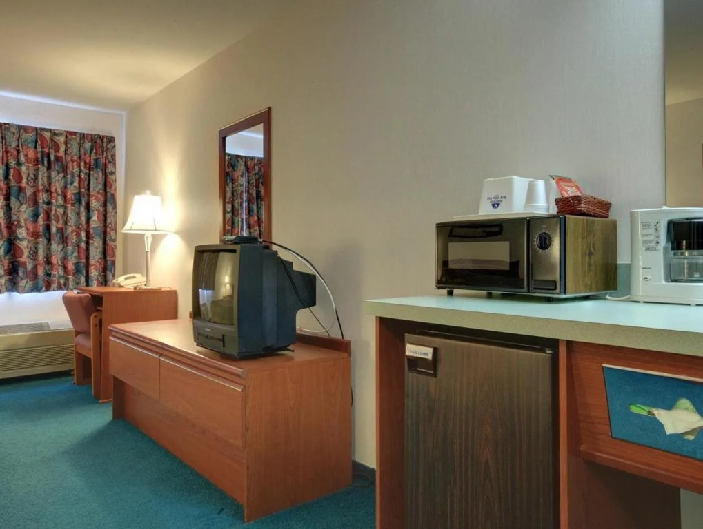 Americas Best Value Inn & Suites-Forest Grove/Hillsboro