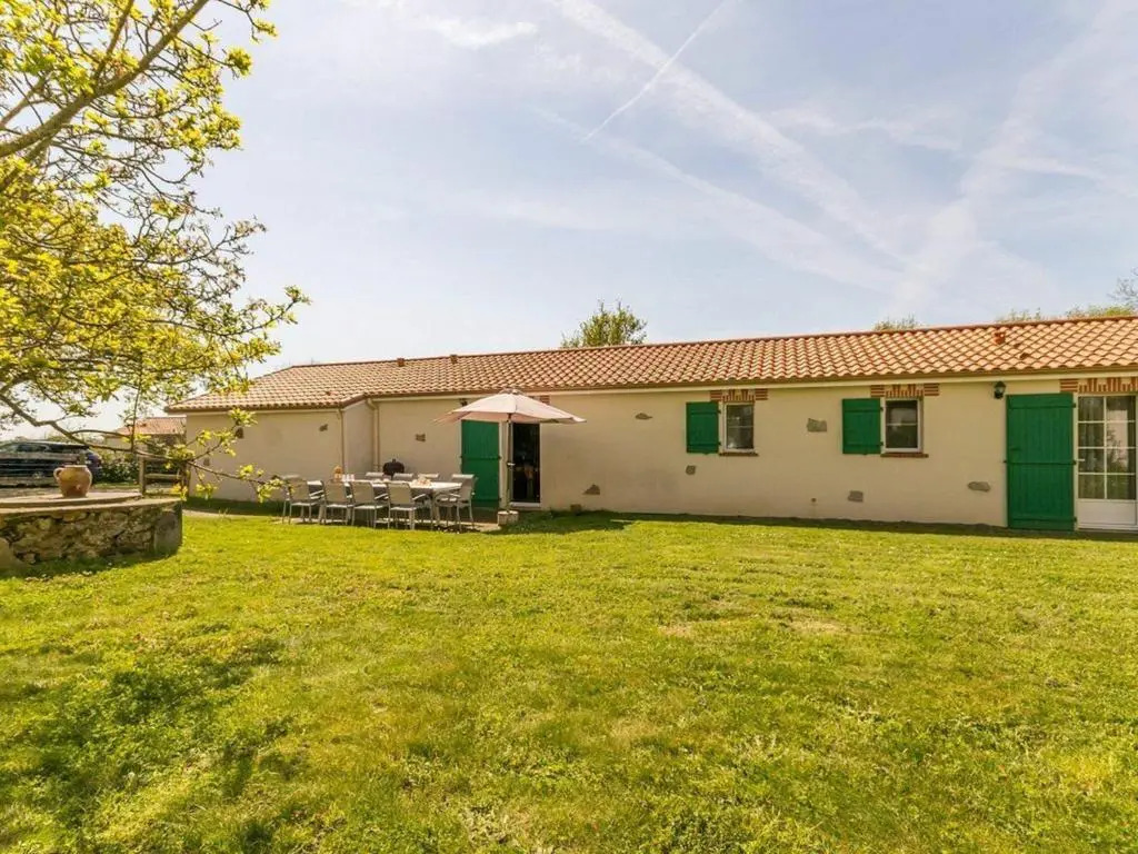 Gîte spacieux avec jardin, SPA, et équipements bébé près de Pornic - FR-1-306-1041
