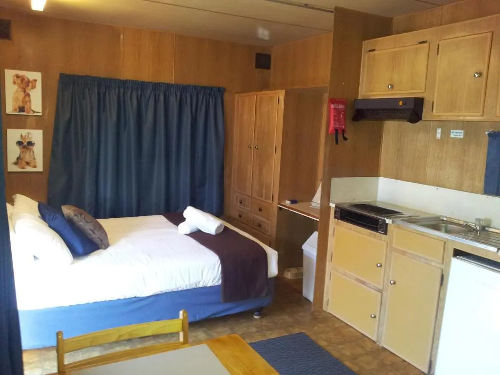 River Retreat Home & Holiday Park