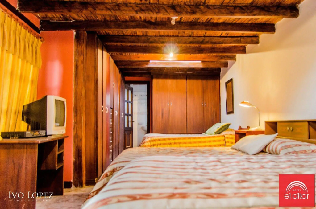 Hotel El Altar