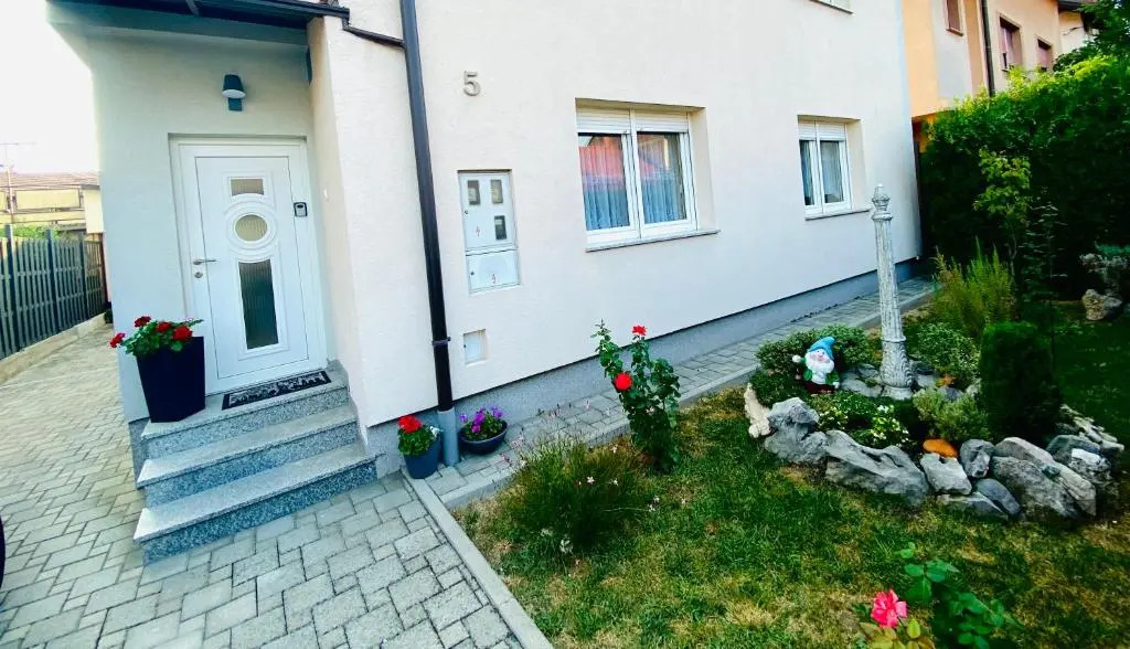 Apartman Sweet Garden K&A