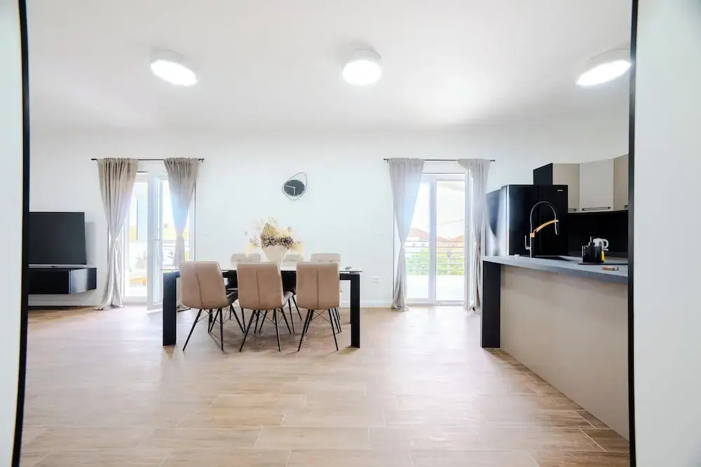 Luxury apartments Marino near beach