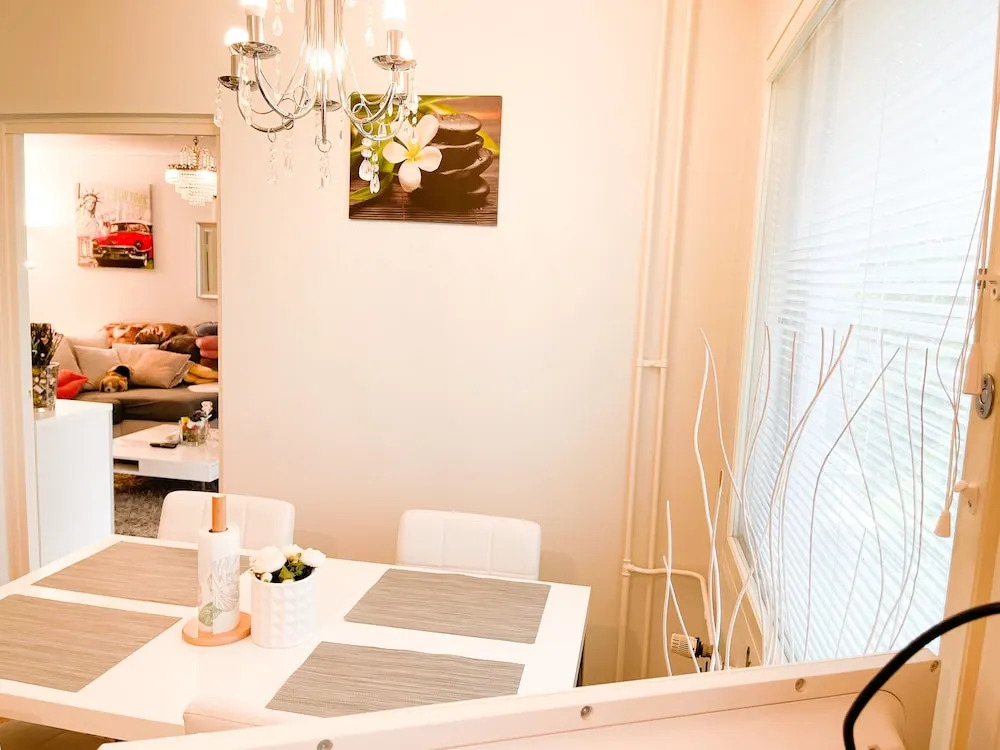 3bed Apartment 18 Mins by Metro to Helsinki Centre