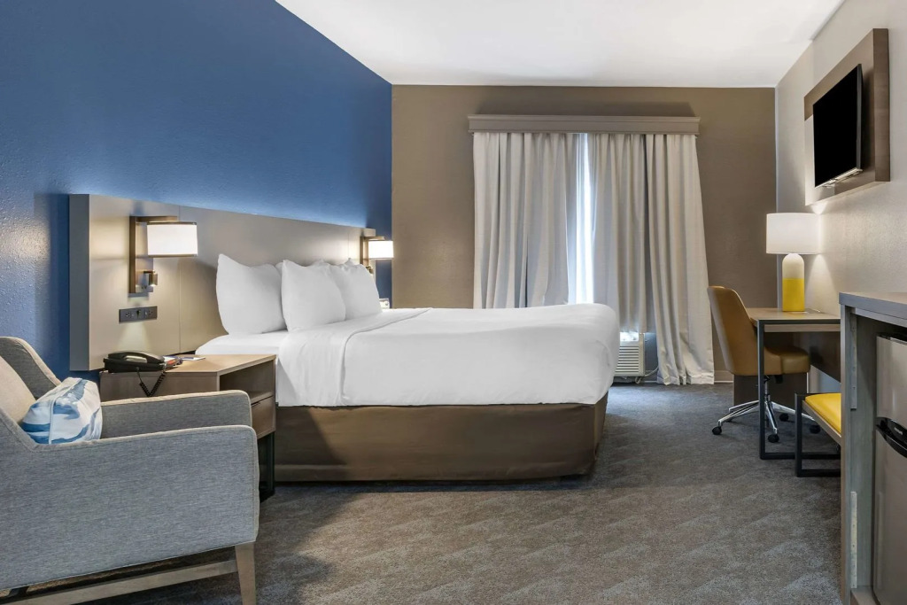 Comfort Inn & Suites Shelbyville