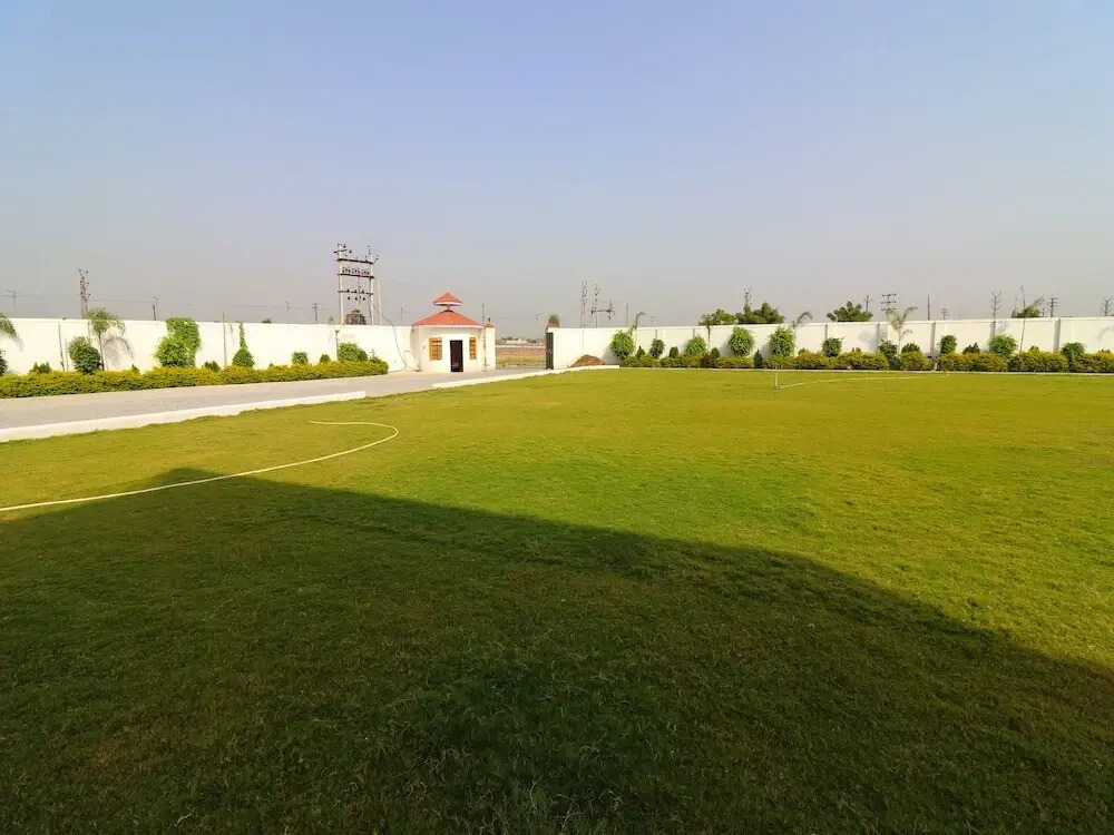 Blueberry Resort By OYO Rooms