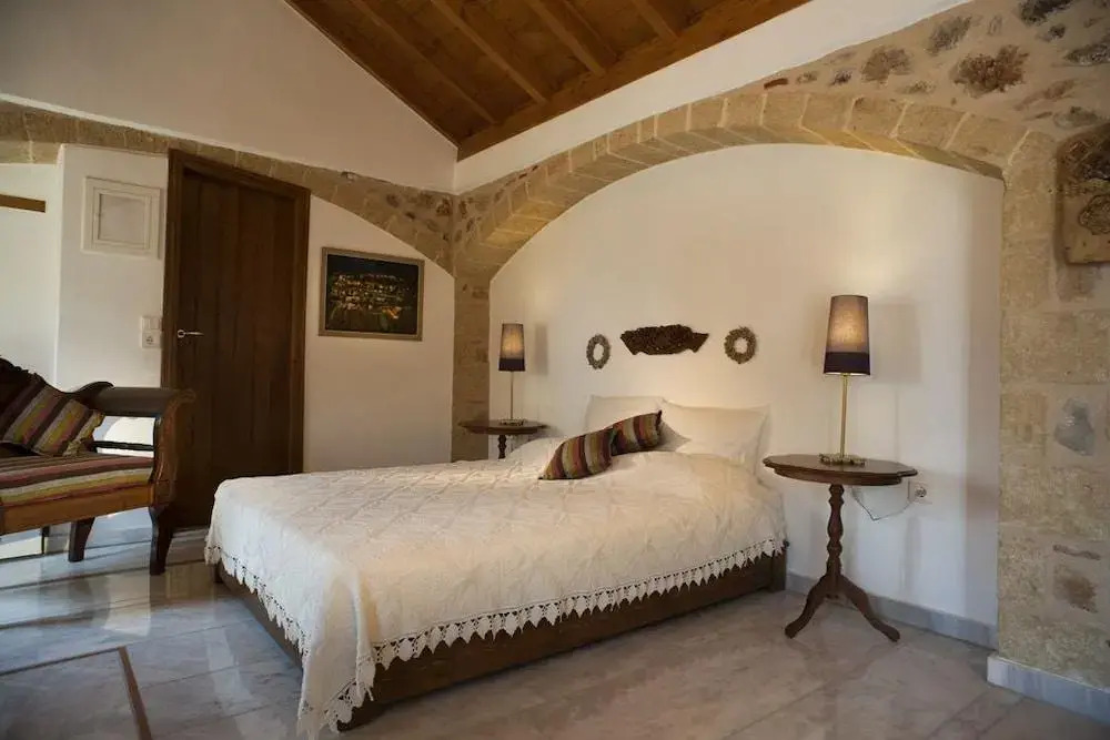 Theophano Art Hotel