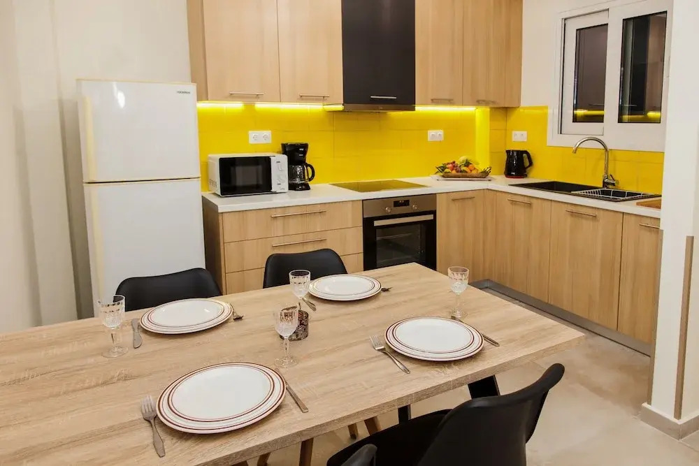 Restfull Fully Renovated Apartment in Thisio