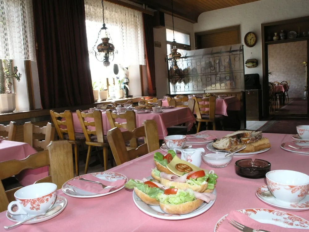 Hotel Restaurant LAHNHOF