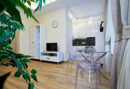 Town Hall Square Apartment
