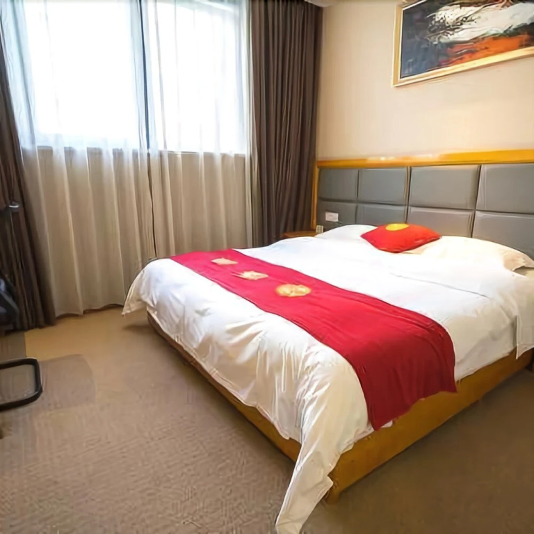 Huangcheng Holiday Hotel