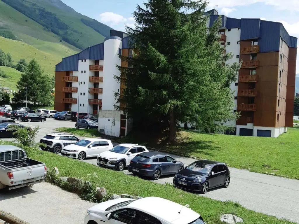 Appartement Les Deux Alpes, 1 pièce, 4 personnes - FR-1-516-12