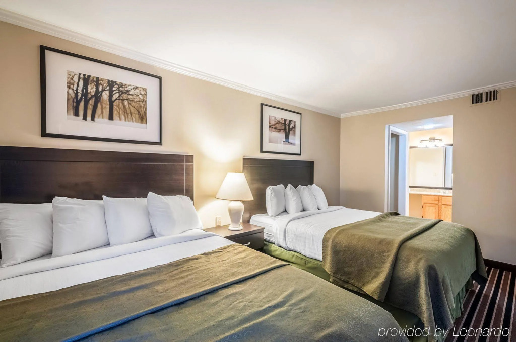 Quality Suites
