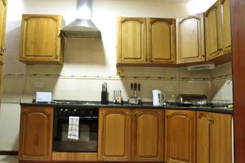 Avon Garden Apartments
