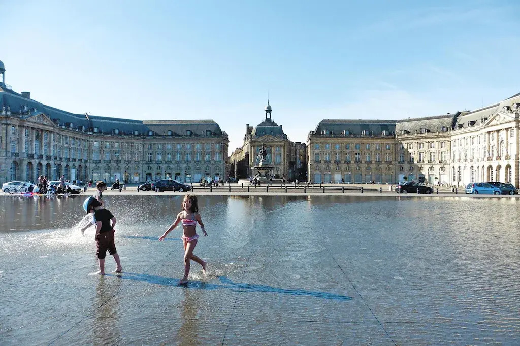 Holiday Home With Indoor Pool, Le Porge