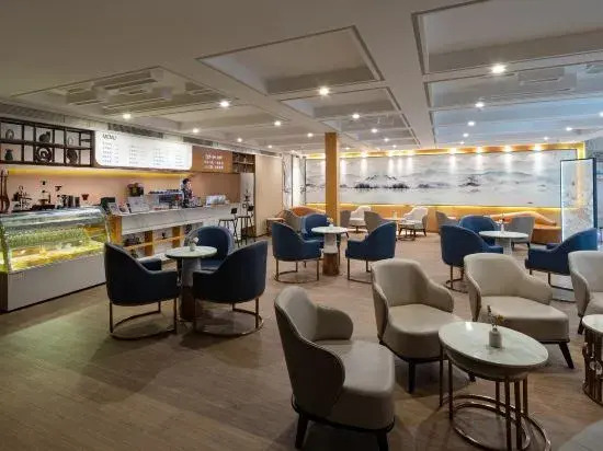Fengnian Hotel Shenzhen Pingshan High-speed Railway Station (Baolong Subway Station Branch)
