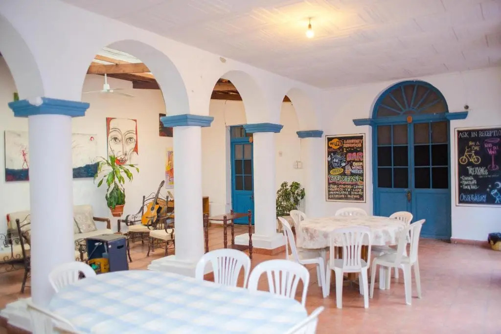 Casa Blanca Hostel