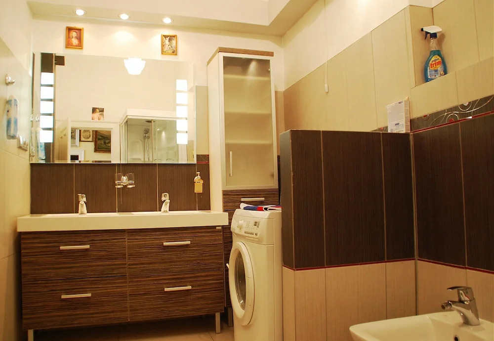 Bohemia Antique Apartment