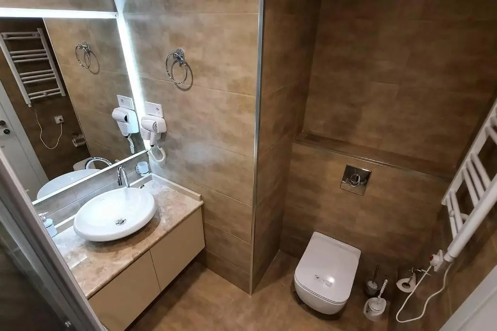 Leo Group Luxury Apartment 18-30 Alliance Palace