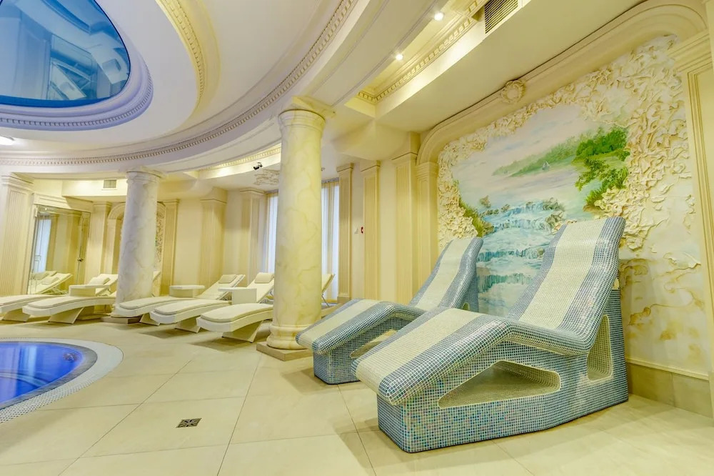 Pałacyk Otrębusy Business & Spa