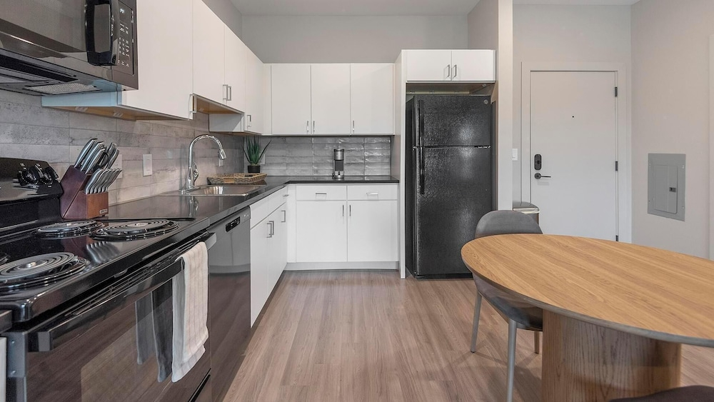 Landing Furnished Apartments Harborside - Memphis