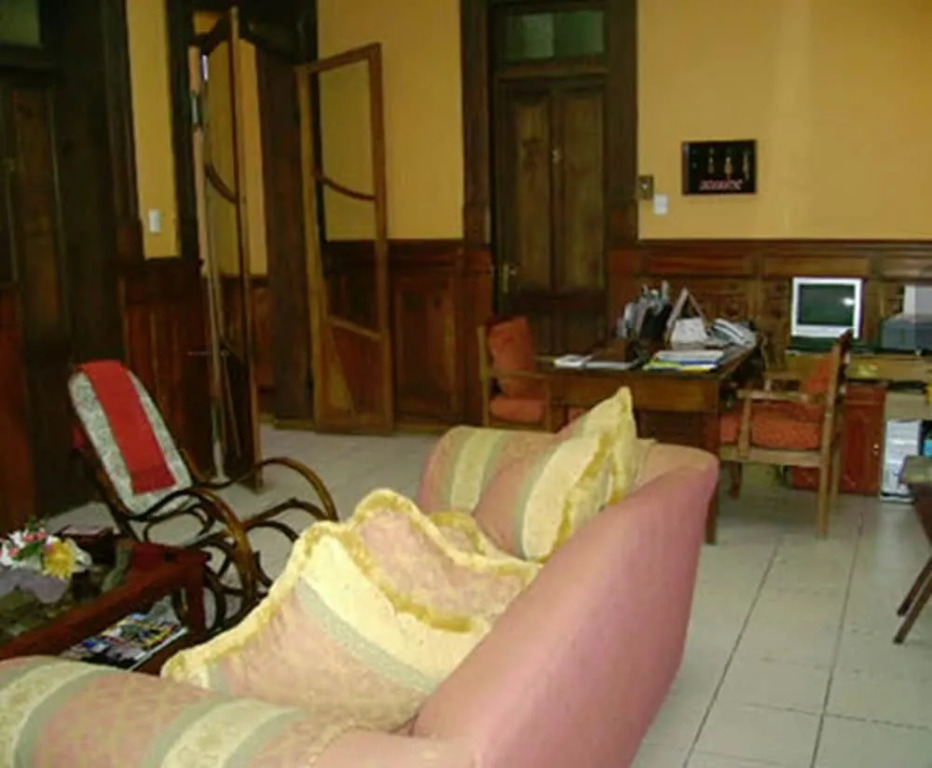 Art Nouveau Hostal