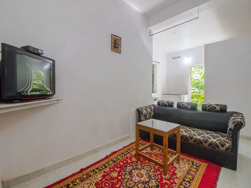 OYO 17343 Home 1BHK With Balcony Uddo Beach
