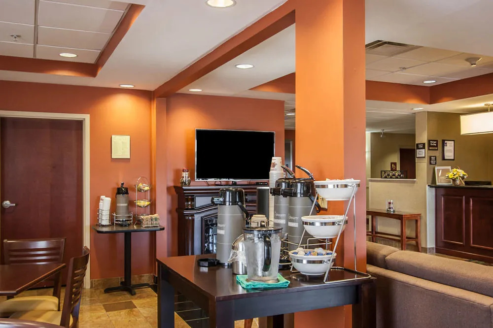 Sleep Inn & Suites