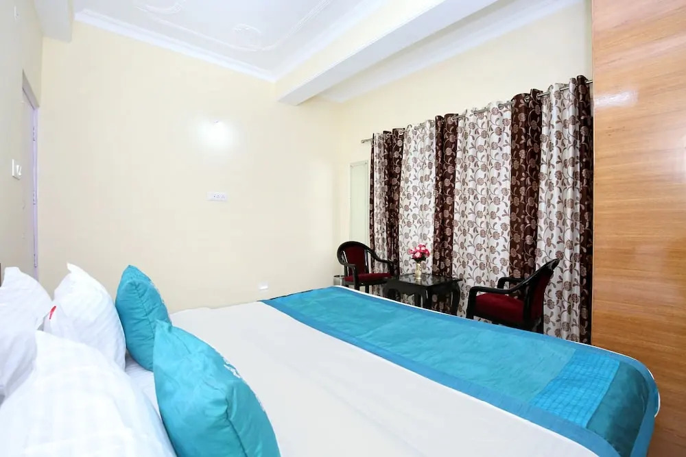 OYO 10737 Home Mountain View 3BHK Keleston