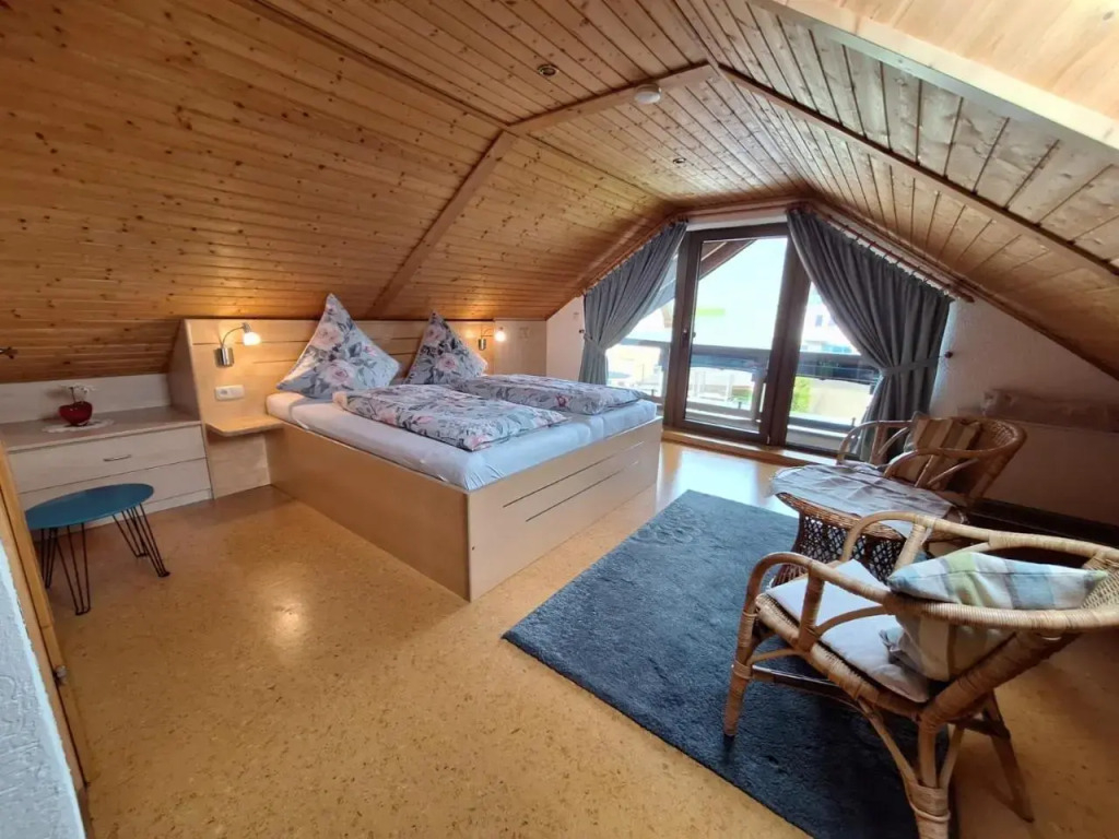 Ferienhaus "Anne" und Weingut Willi Fett