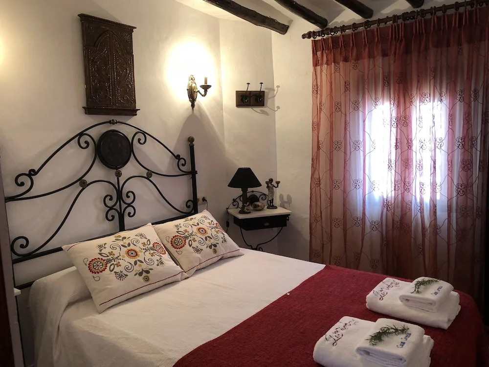 Casa Carmela Priego de Cordoba by Ruralidays