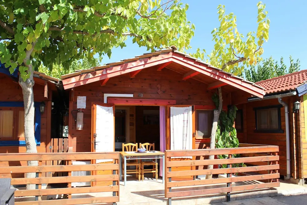 Camping & Bungalows Oasis