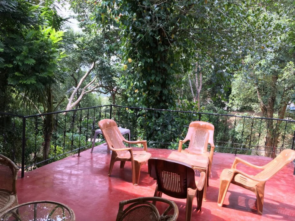 Kandy Shady Trees Villa