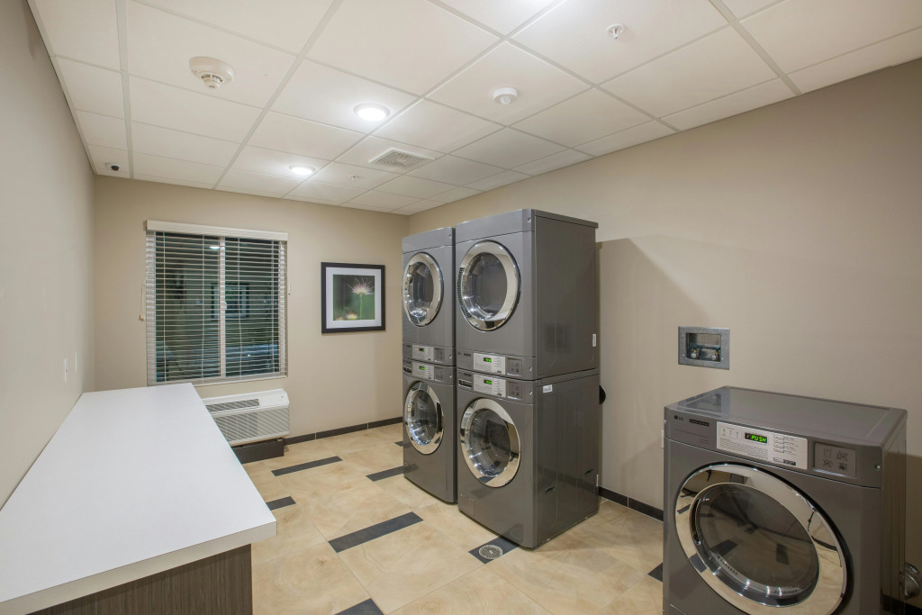 Candlewood Suites - Omaha Millard Area by IHG