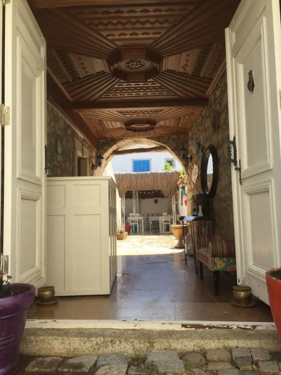 Alasonya Otel Köyiçi