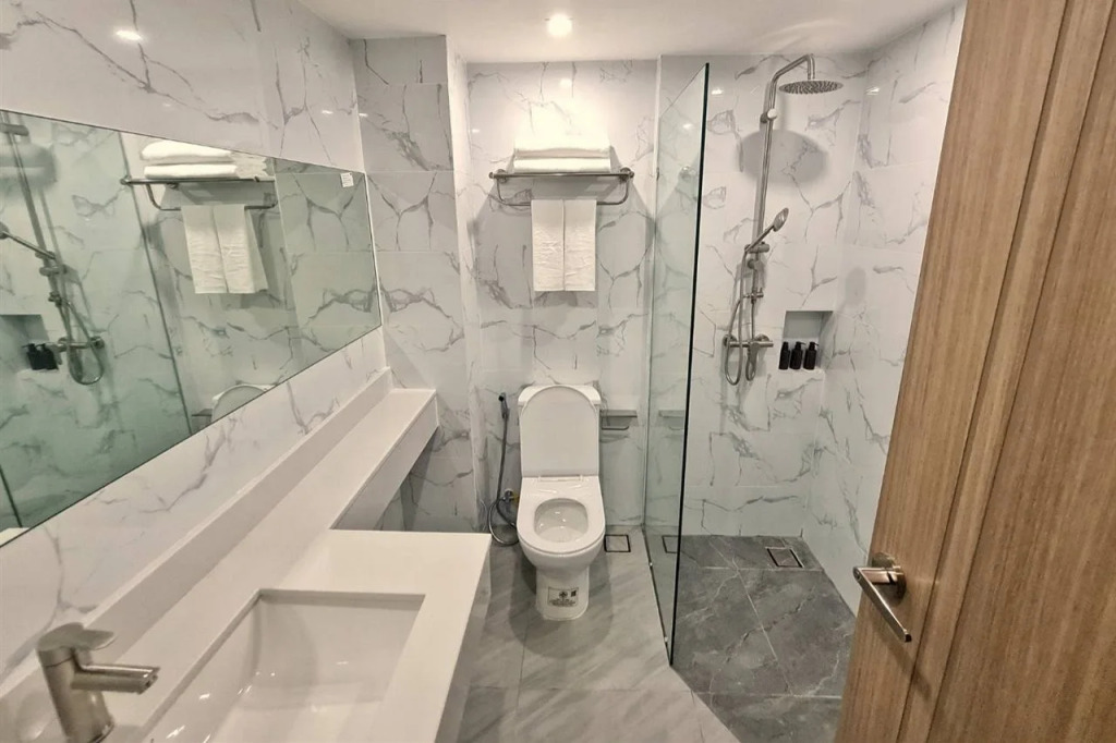 Thana Wisut Hotel