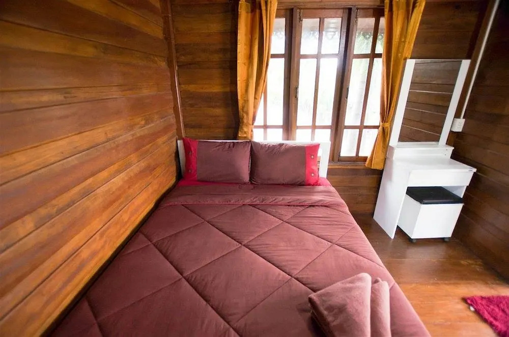 Baanmai Resort