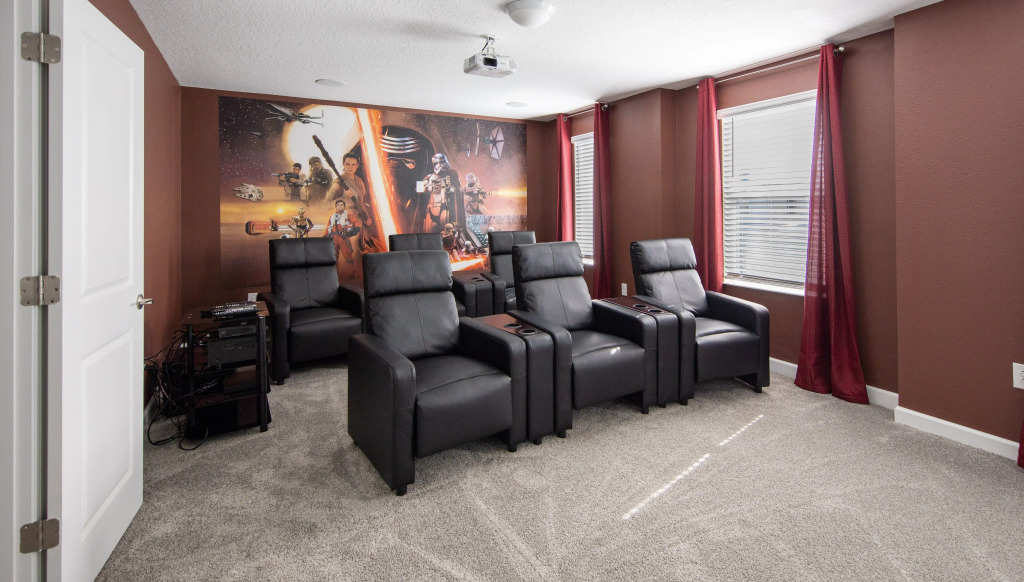 Unique Home with theater, game room and private pool near Disney