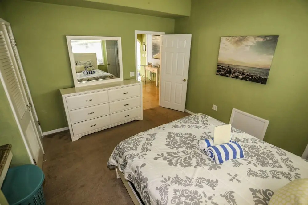 5670 Williams Dr. - M