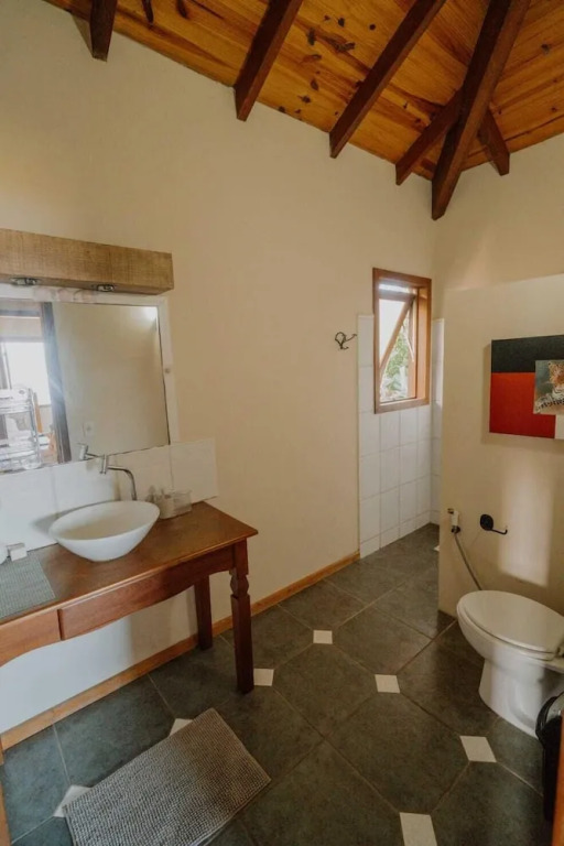 Casa com piscina e incrível vista