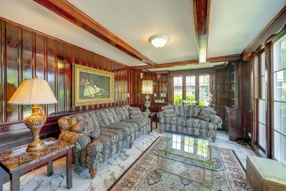 Near Lake Erie, Harbor & Parks: Conneaut Getaway!