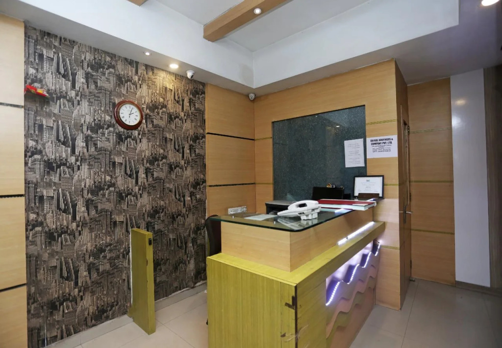 Gujral Hotel By OYO Rooms