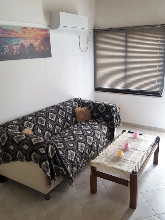 George Apartments by the Sea and Airport